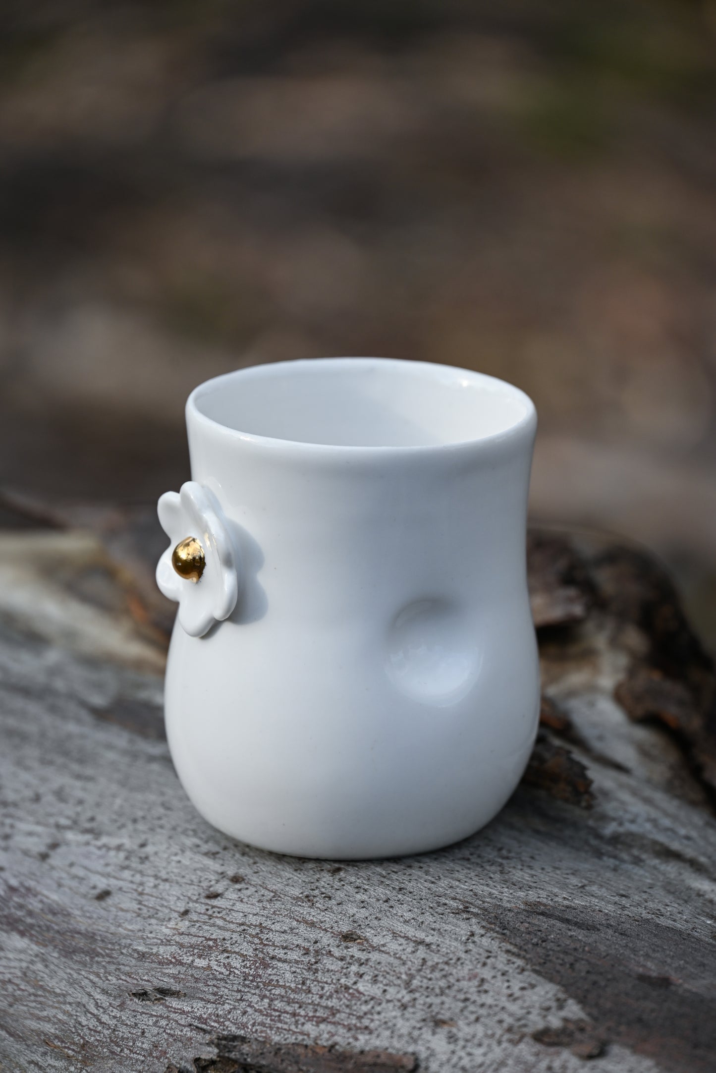 Porcelain Flower Thumb Mug